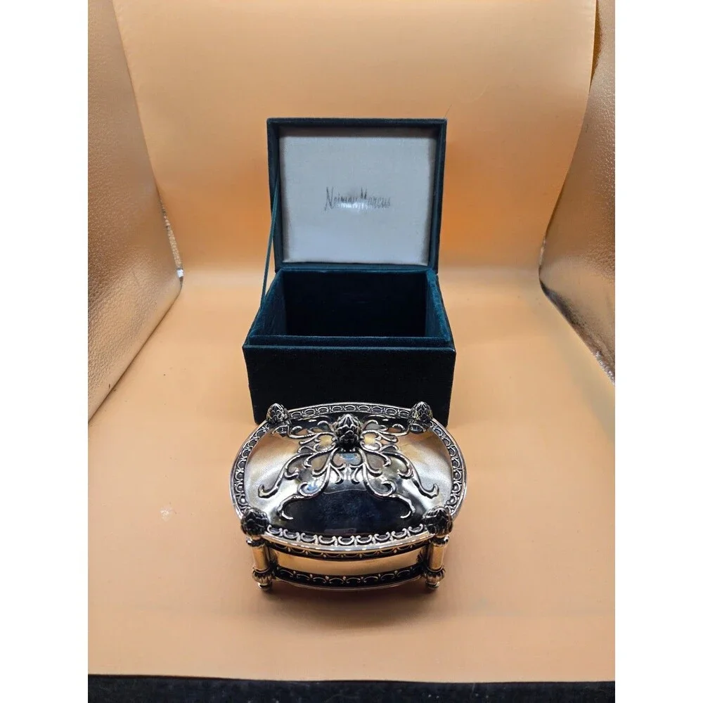 Vtg. Neiman Marcus Silverplate Lidded /Felted Jewelry Box (MT-1)